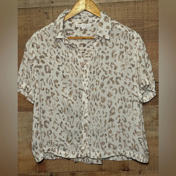 🌻Jane + Delancey Metallic Animal Print Shirt Cropped Women's size Medium - Picture 1 of 6